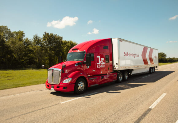 0138eb89-971a-437d-8a15-7e65cb020386 California Grants Permits to Aurora and Kodiak for Autonomous Heavy-Duty Truck Testing