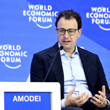 Anthropic CEO Dario Amodei Rejects Claims of AI Alarmism, Cites Broader Public Trust Deficit