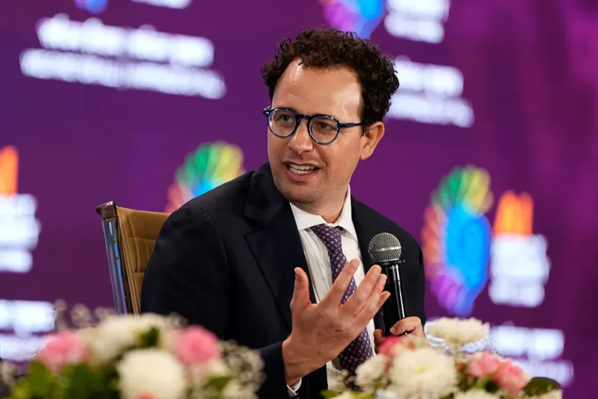 Dario-Amodei-Anthropic-1 Anthropic CEO Dario Amodei Outlines Three-Step Plan to ‘Pace the Frontier’ of AI Development